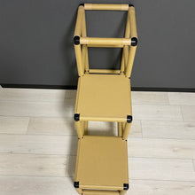 画像をギャラリービューアに読み込む, キャットステップ(2段)